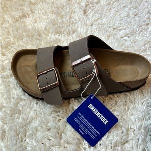 Brand new Birkenstock Arizona Slide Sandal - Women's